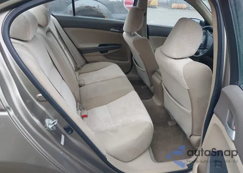 2010 Honda Accord 2.4 Lx z USA, uszkodzony, nr VIN 1HGCP2F35AA159101